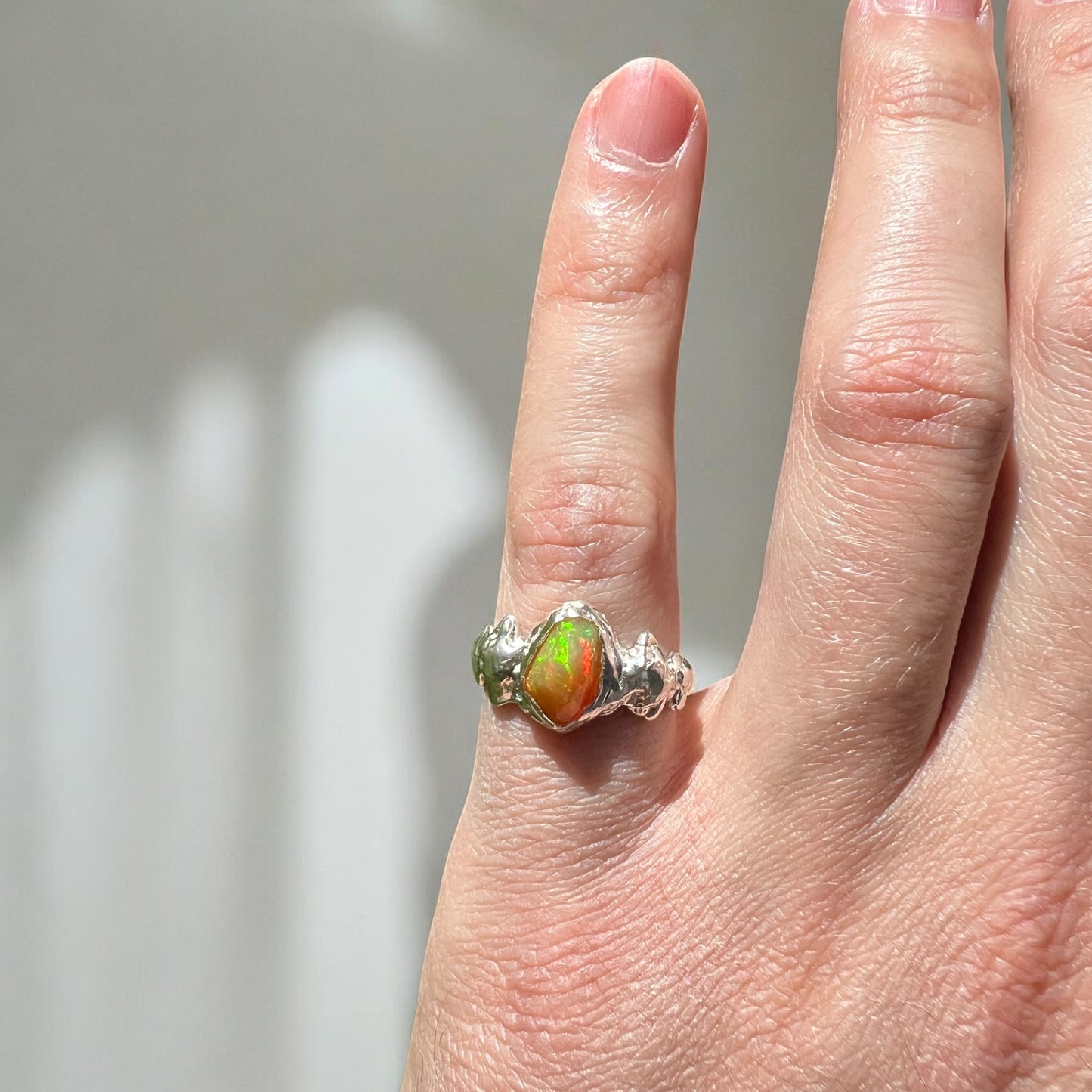 rudis materia: opal