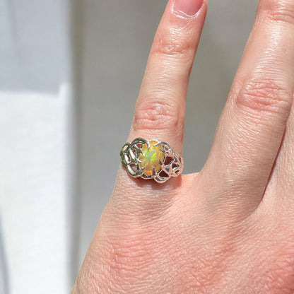 caligo: opal α